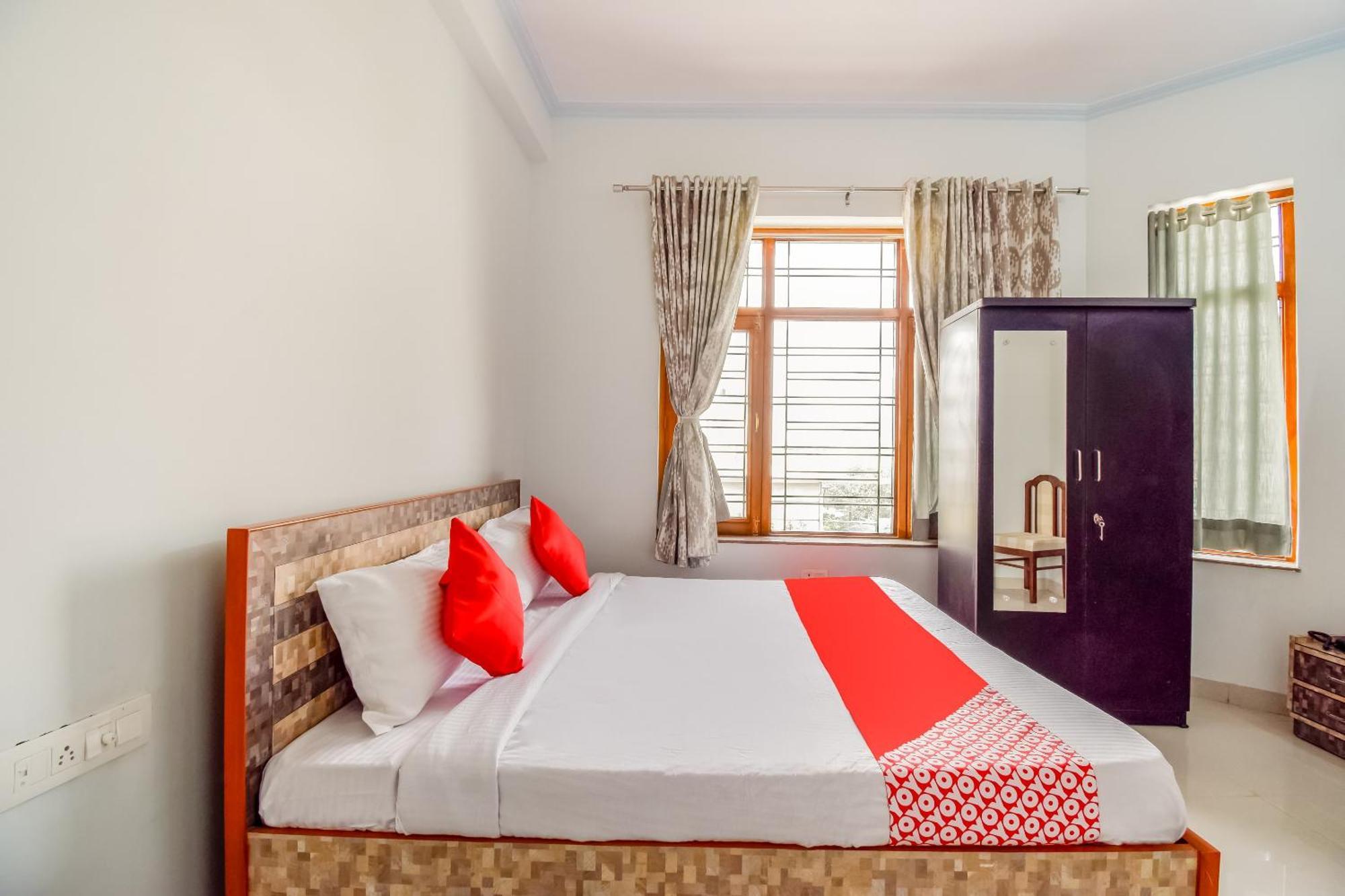 Hotel O Kusum Lodge Pandu Esterno foto