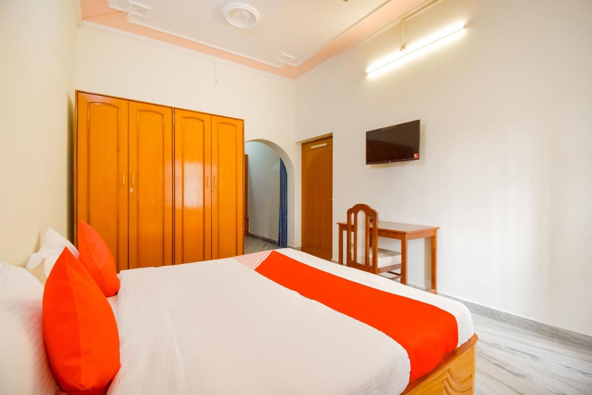 Hotel O Kusum Lodge Pandu Esterno foto