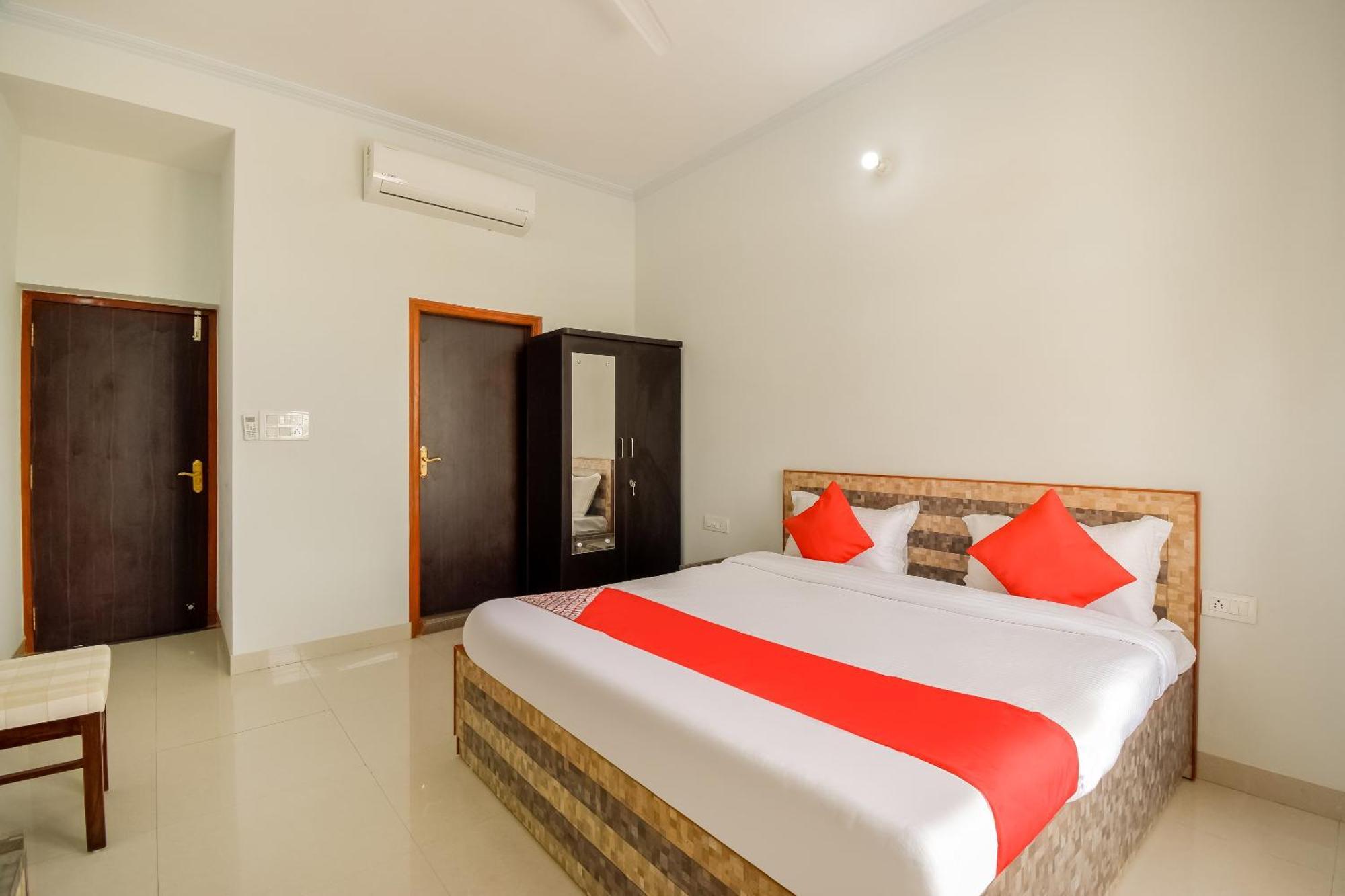 Hotel O Kusum Lodge Pandu Esterno foto
